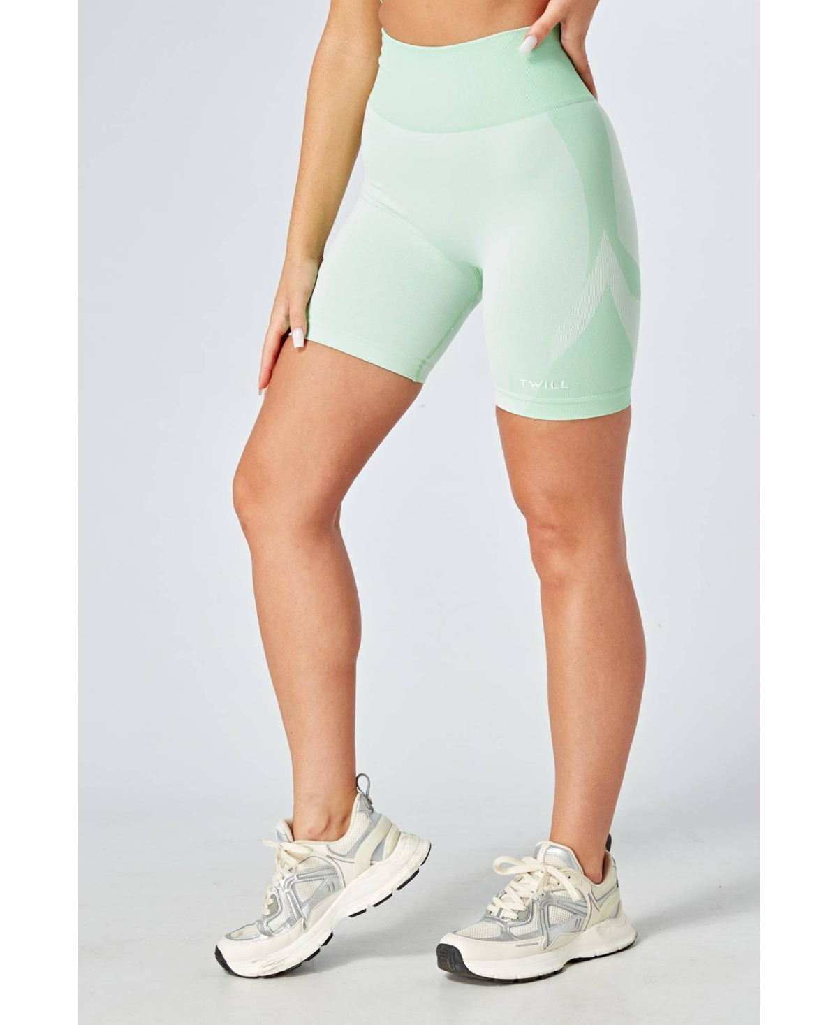 Women's Recycled Colour Block Body Fit Cycling Shorts - Green