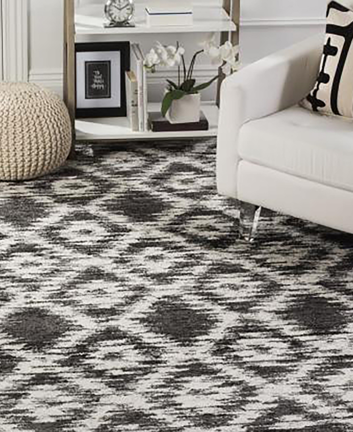 Safavieh Adirondack 118and Ivory Area Rug - Charcoal