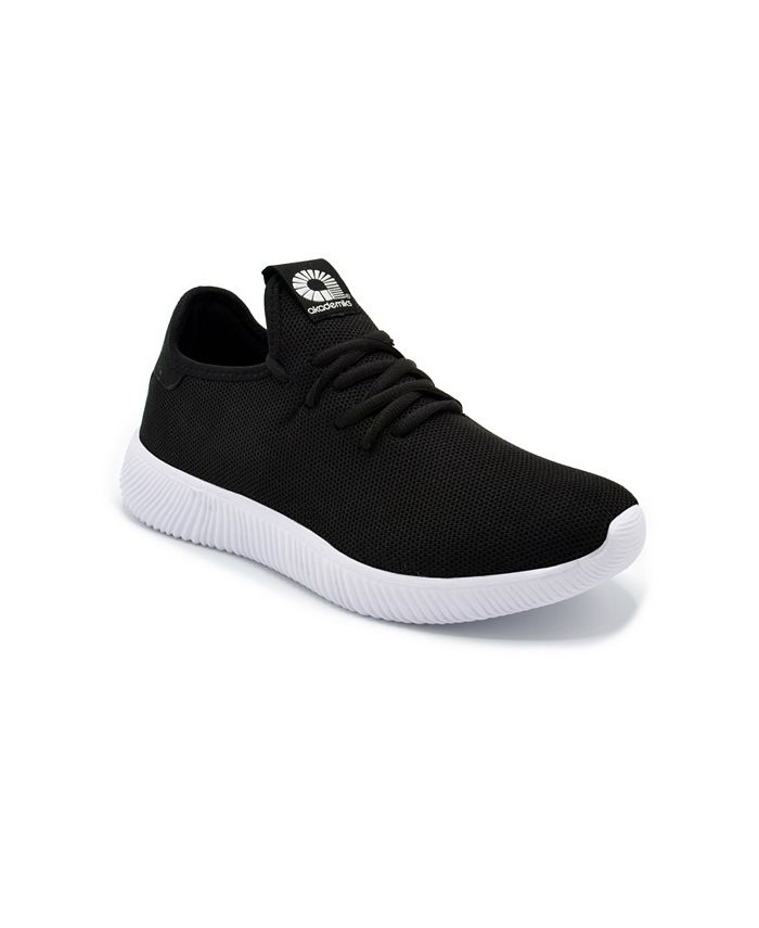 Akademiks tennis shoes top