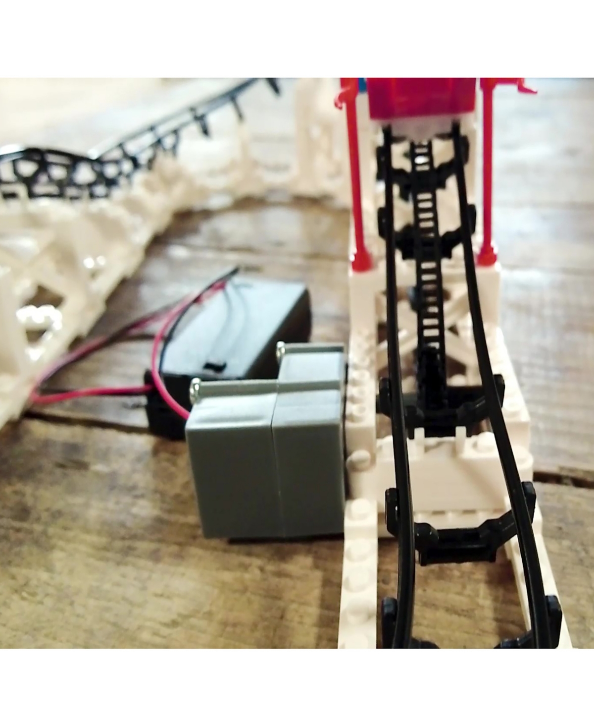 Cdx Blocks Brick Construction Roller Coaster Motor And Power Supply In Multi