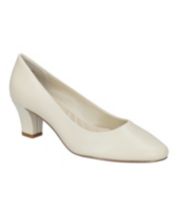 Macys ivory 2025 shoes