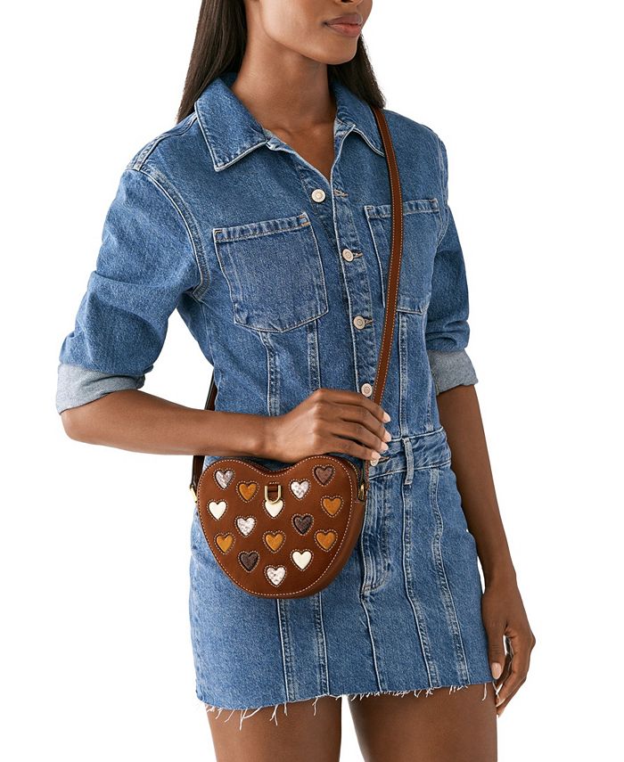 Fossil heart 2025 purse