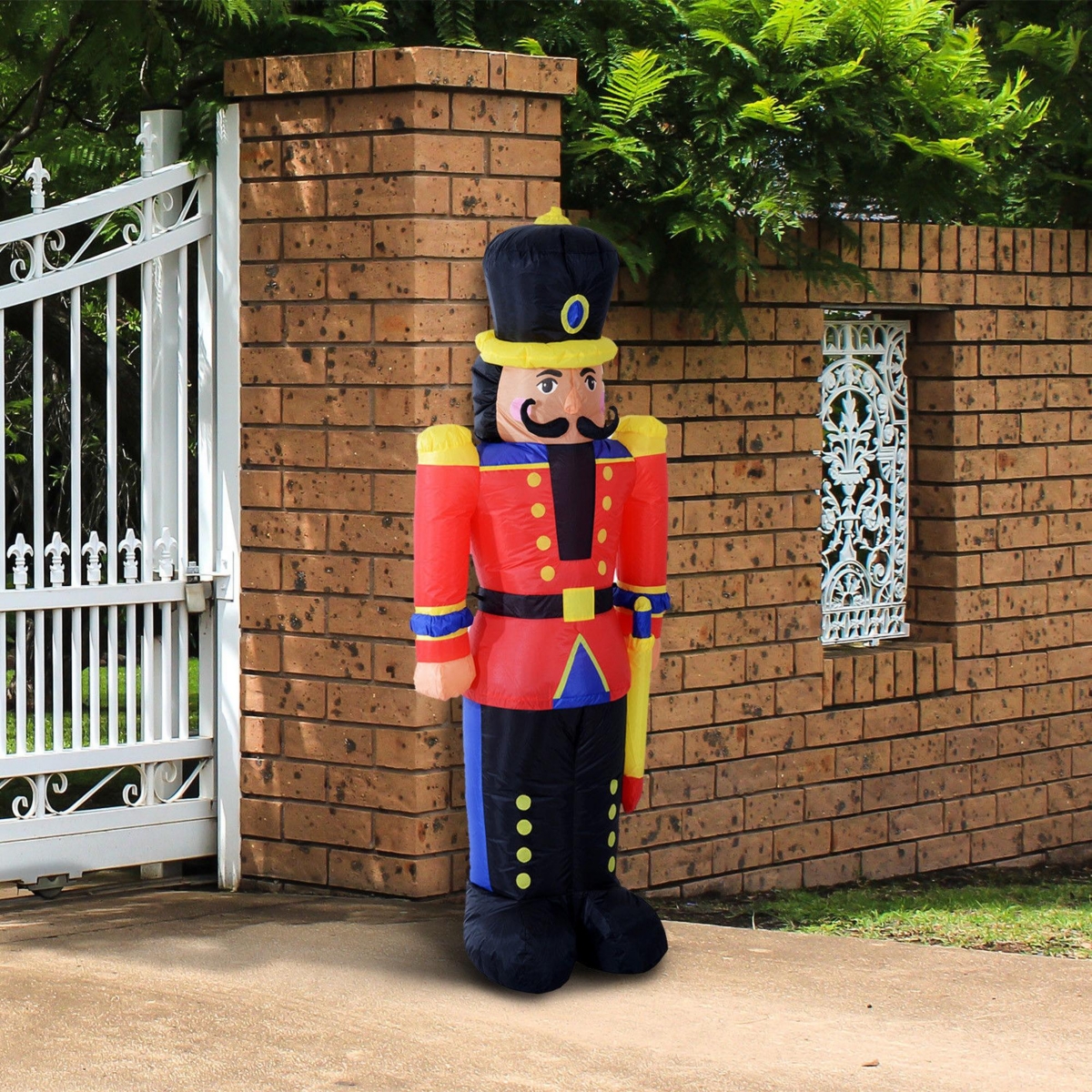 Homcom Christmas Inflatable Nutcracker Soldier Blow-Up Yard Decoration - Multi-colored