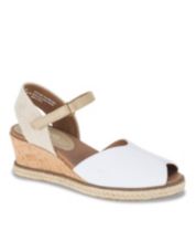 White closed toe best sale sandals