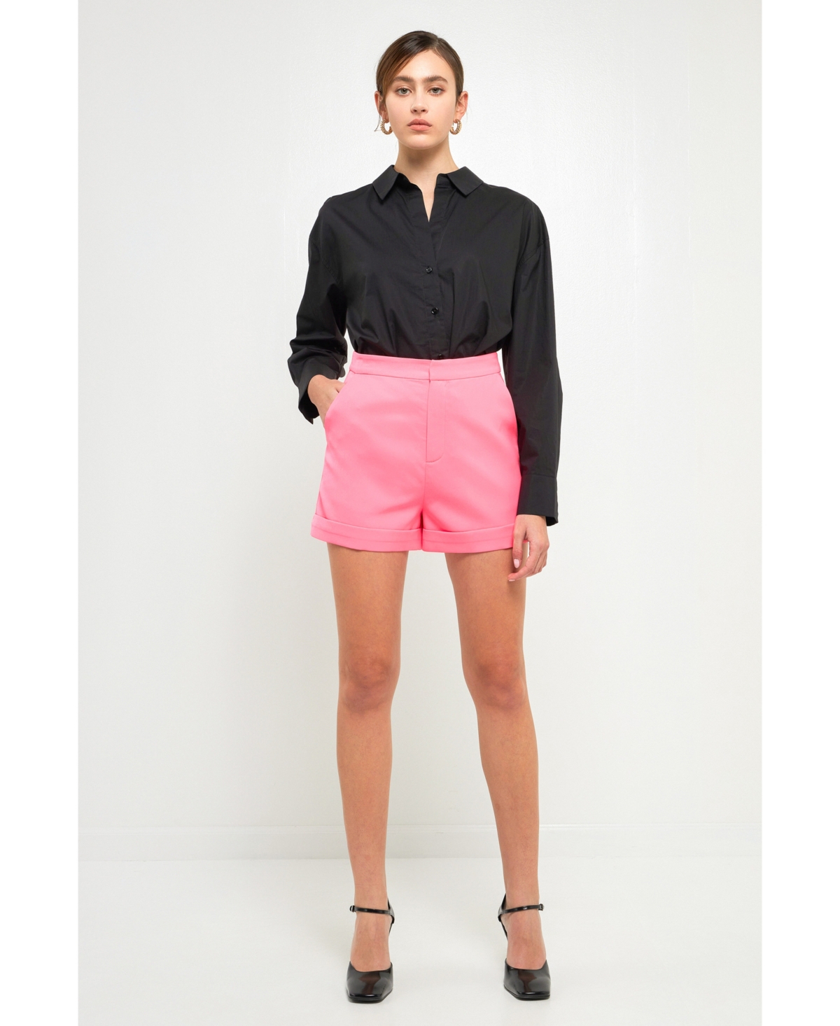 Women's Tailored Basic Shorts - Neon pink