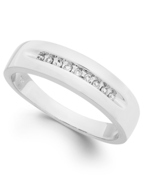 image of Men-s Diamond Brushed Band in 10k Gold (1/10 ct. t.w.)