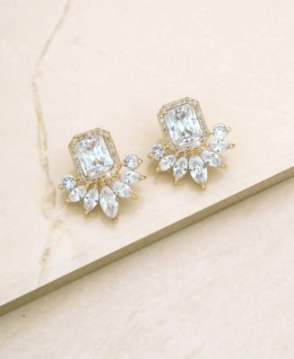 Shine Crystal Earrings in 18K Gold Plating