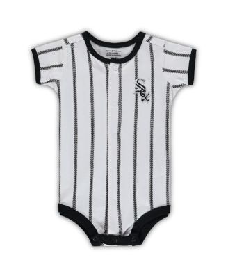 Newborn Boys and Girls White, Black Chicago White Sox Power Hitter Short Sleeve Bodysuit
