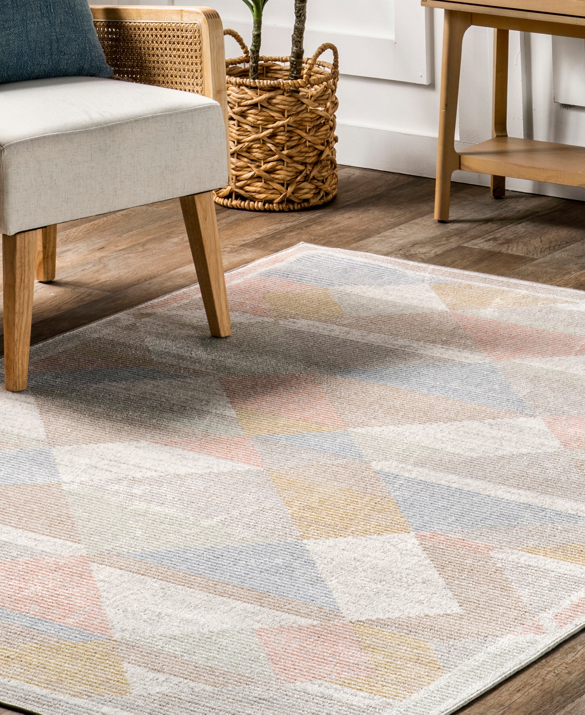 nuLoom Motion Ophelia Vintage-Like Geometric Washable Area Rug