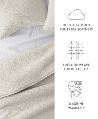 Floral Stitch 3-Pc. 3-Pc. Lightweight Quilt Set, King/California King