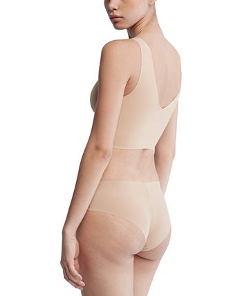 Calvin Klein Invisibles Comfort Lightly Lined V-Neck Bralette QF4708