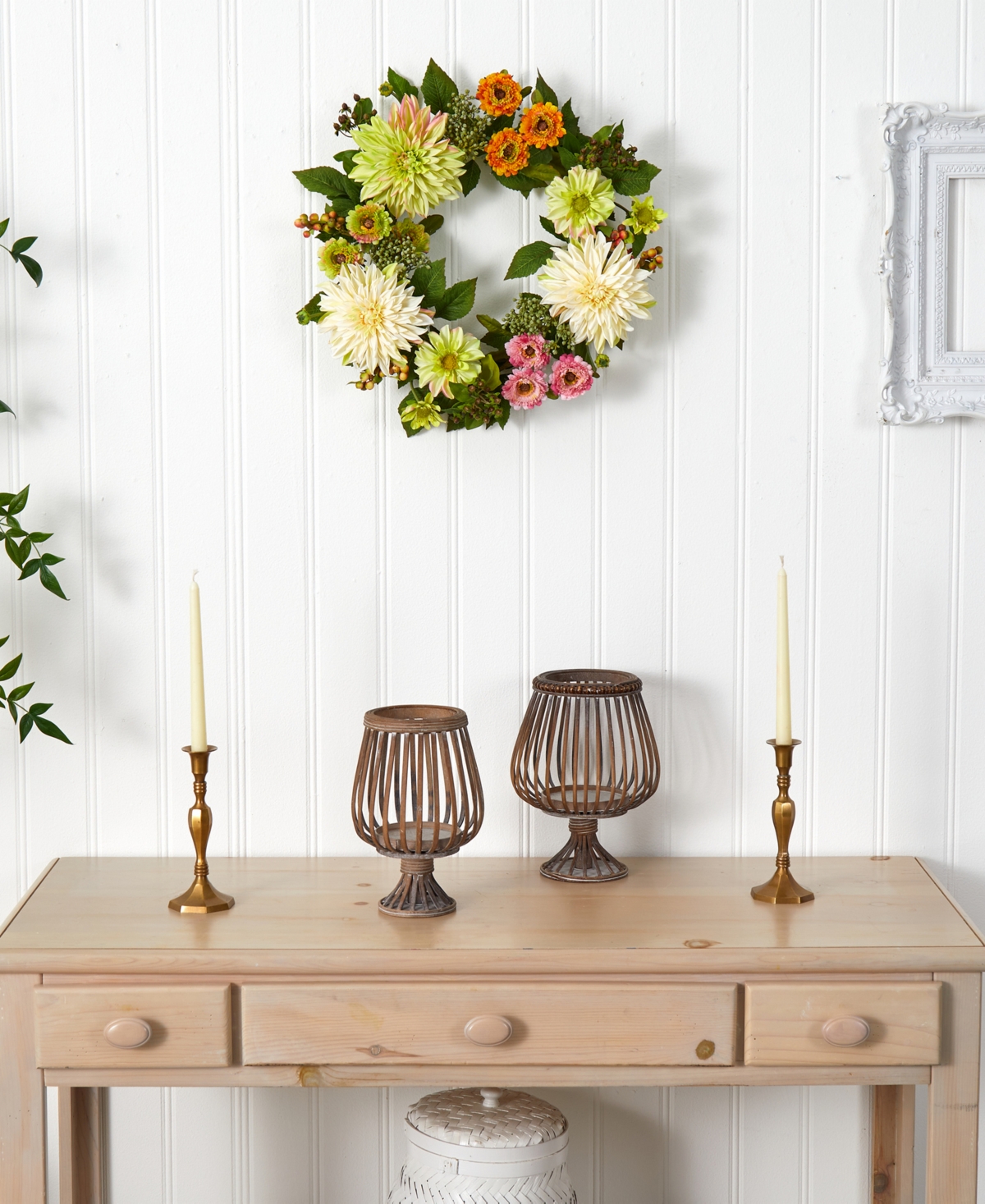 Nearly22'' Dahlia Mum Wreath - Natural
