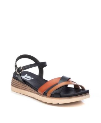 Women's Cross Strap Sandals,  Black With Brown Accent