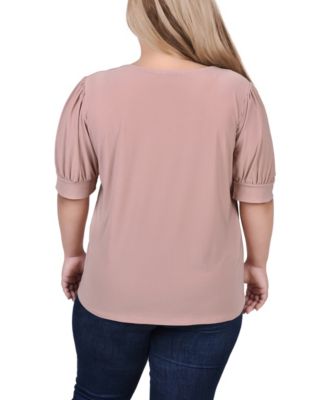Plus Size Short Balloon Sleeve Top with Hardware
