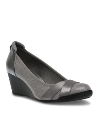Women's Timeout Wedge Pumps