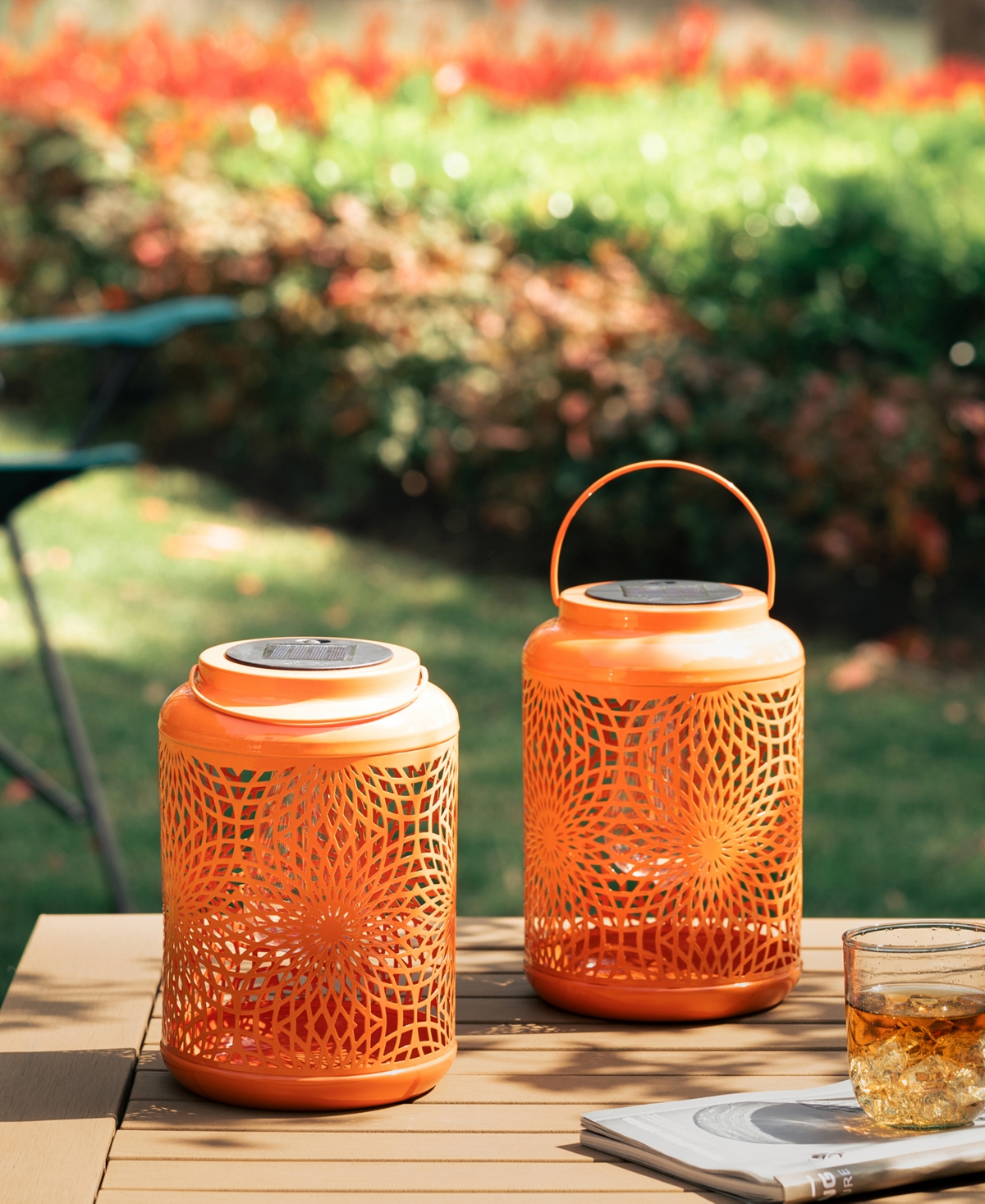 Glitzhome 8.75" H Metal Cutout Solar Powered Outdoor Hanging Lantern with Edison Bulb, Set of 2