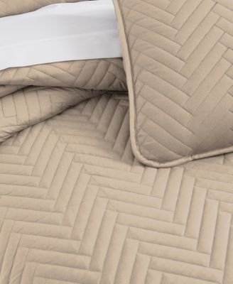 Southshore Fine Linens Solid Color Chevron Quilt Set Collection In Neutral