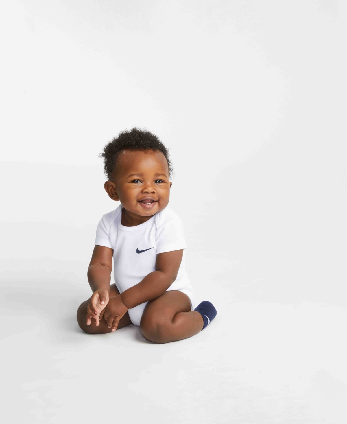 Nike Baby Boys or Baby Girls Mini Me Essential Bodysuits, Pack of