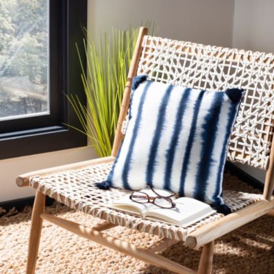 Cassia 16" x 16" Pillow