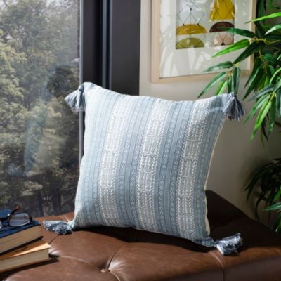 Lunette 16" x 16" Pillow