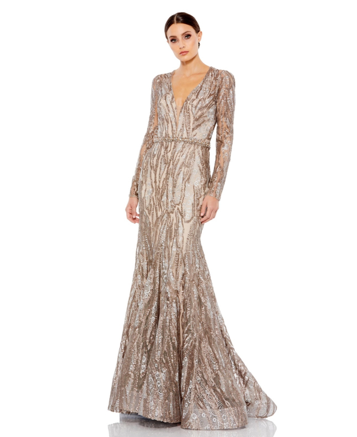 MAC DUGGAL WOMEN'S EMBELLISHED LONG SLEEVE PLUNGE NECK TRUMPET GOWN