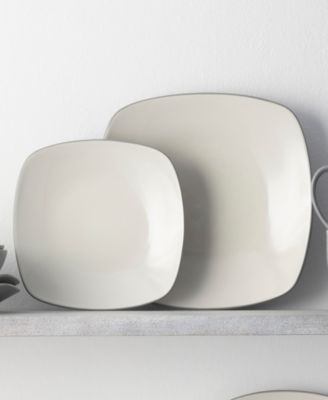 Colorwave Square 16 Pc. Dinnerware Set, Service for 4
