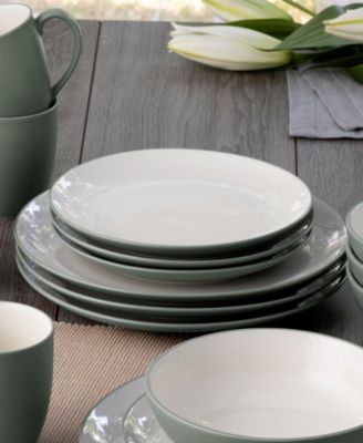 Colorwave Coupe 16 Pc. Dinnerware Set, Service for 4