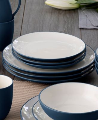 Colorwave Coupe 16 Pc. Dinnerware Set, Service for 4