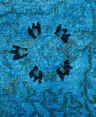 Fine Vibrance M1656 9'3" x 9'7" Square Area Rug