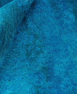 Fine Vibrance M1540 8' x 8'4" Square Area Rug