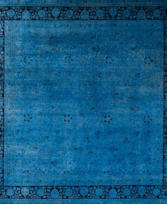 Fine Vibrance M1656 9'3" x 9'7" Square Area Rug