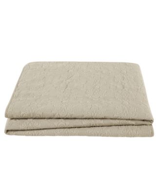 VCNY Home Caroline Embossed 3-Pc. Quilt Set, Full/Queen