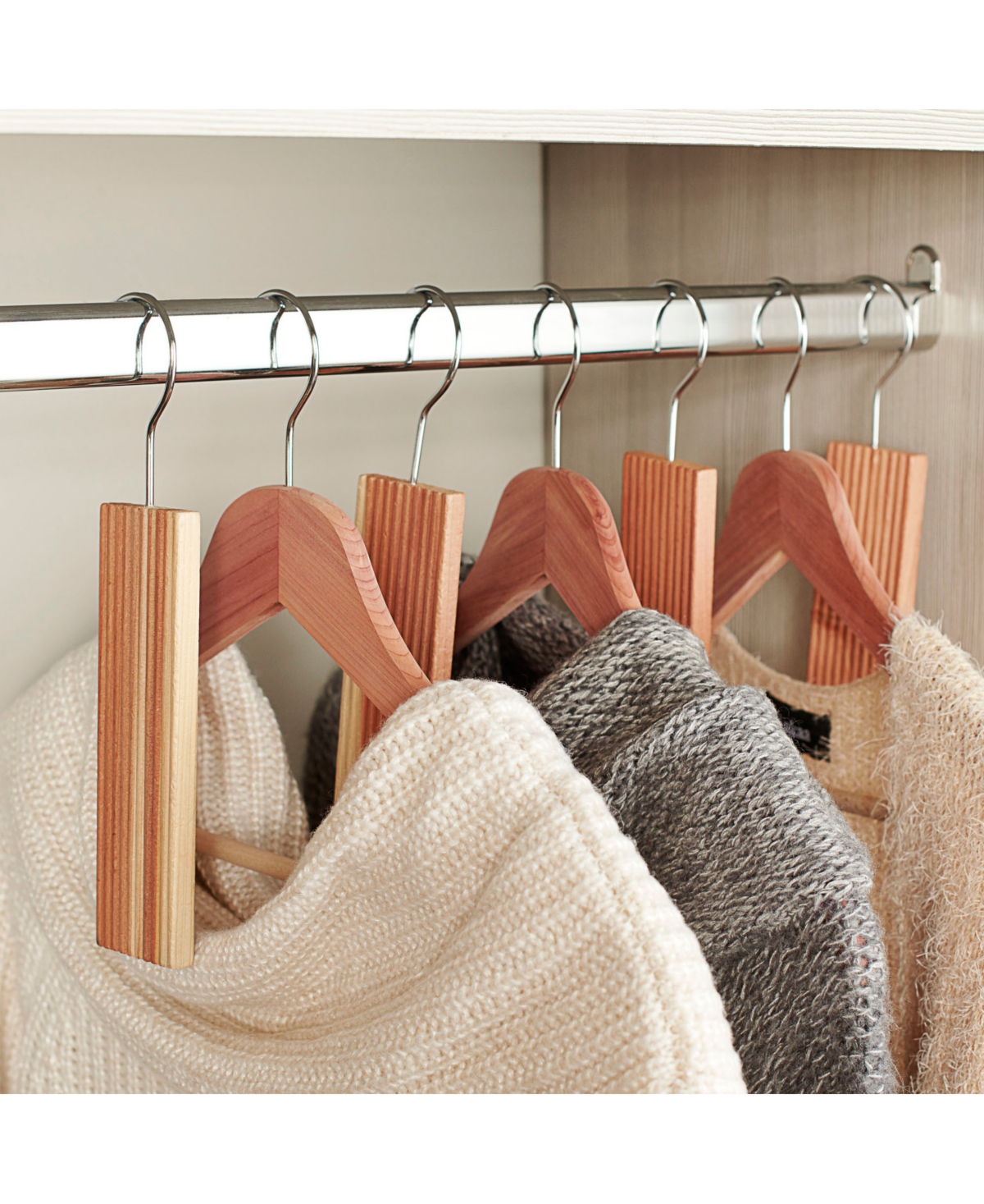 Household Essentials Cedar Hang Up With Hooks, Lav In Natural