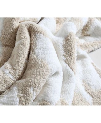 Casablanca Throw, 52" x 75"