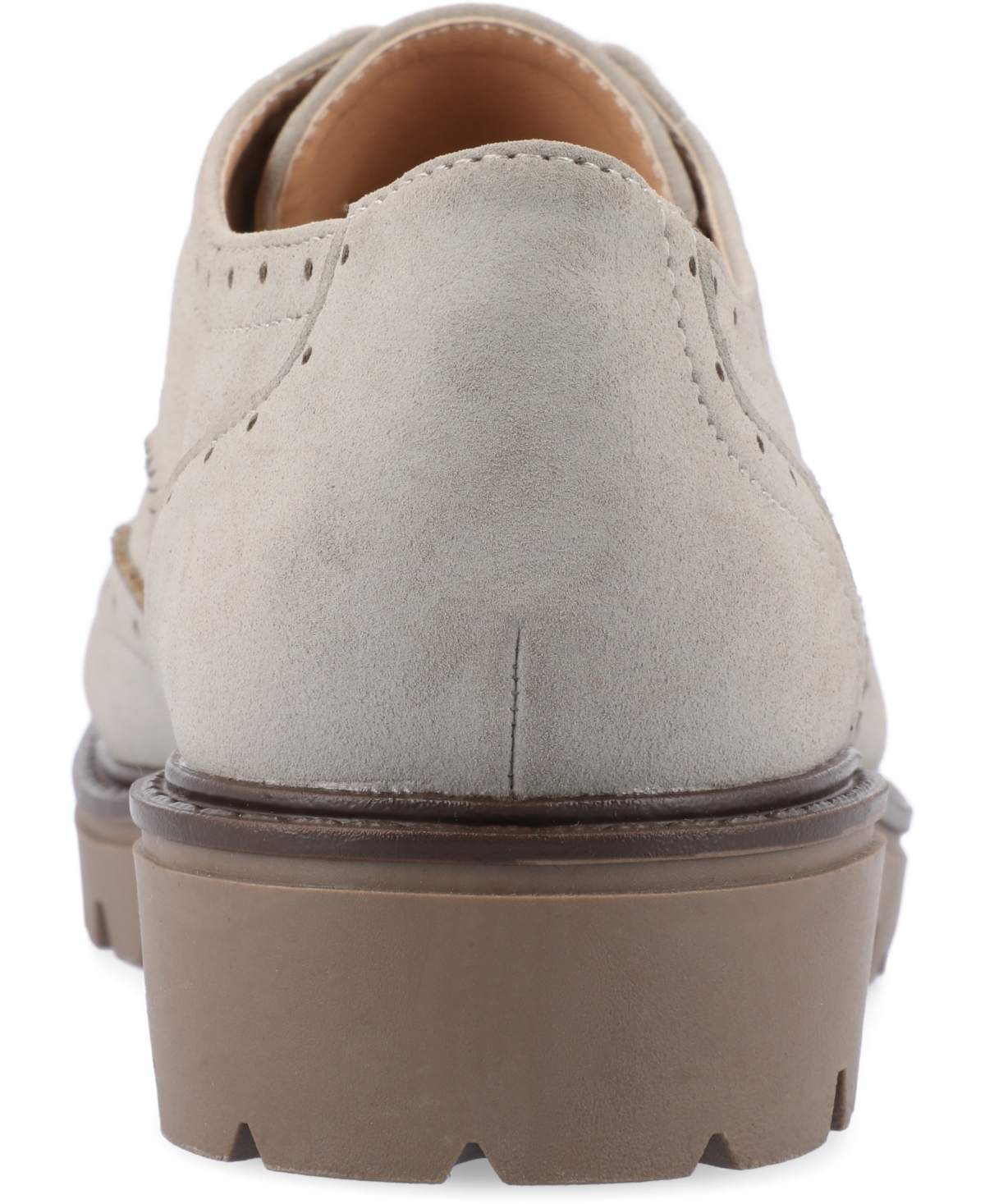 Journee Collection Women's Claudiya Wingtip Oxford Lug Sole Flats