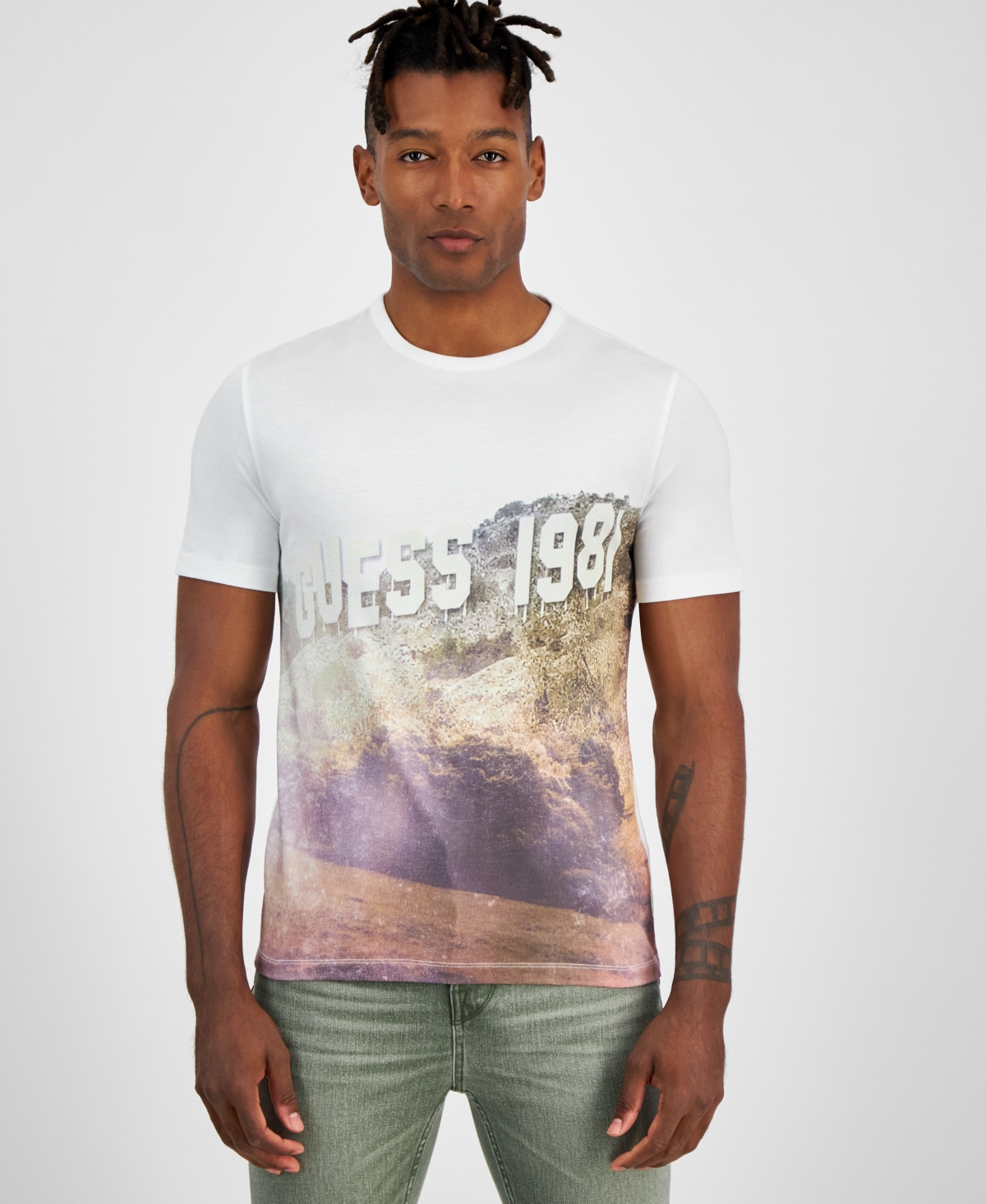 Guess Men's Mountain Graphic T-shirt In Pure White