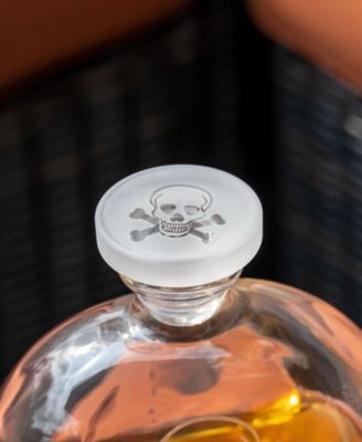 Skull And Crossbones 3 Piece Gift Set - Whiskey Decanter And Rocks Glasses