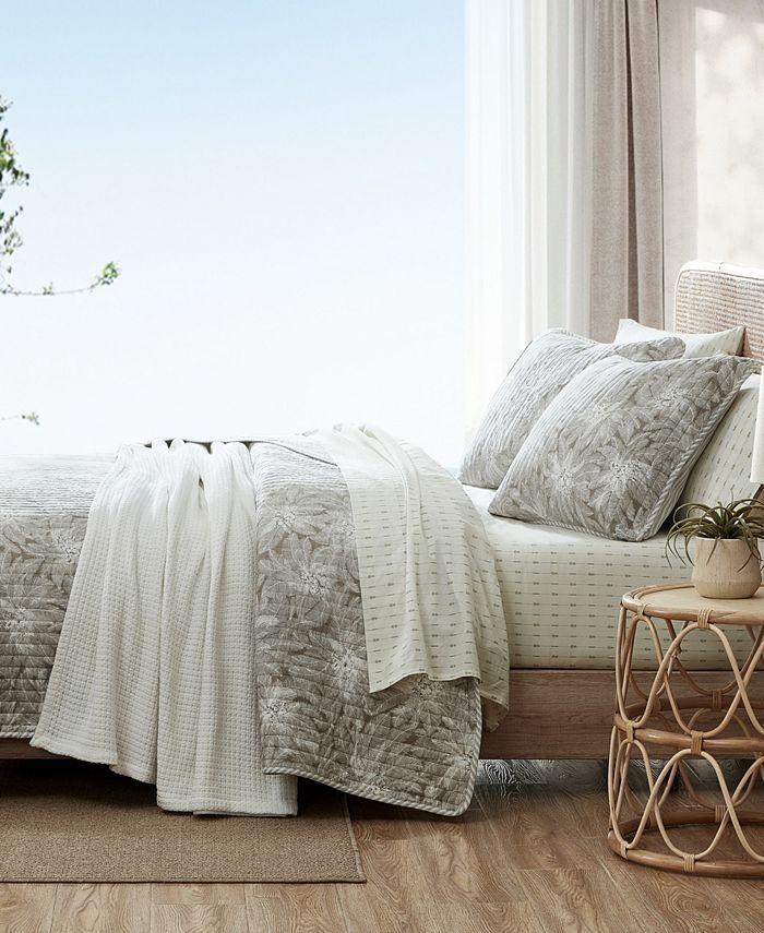 Tommy Bahama Home Makena Cotton Reversible 3 Piece Quilt Set, Full