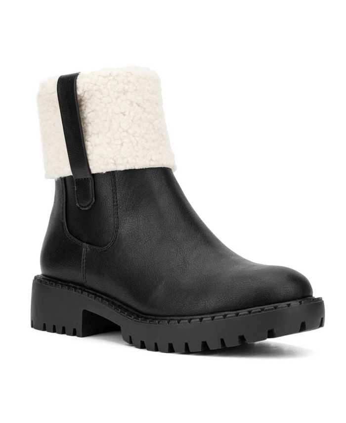 New yorker store uggs