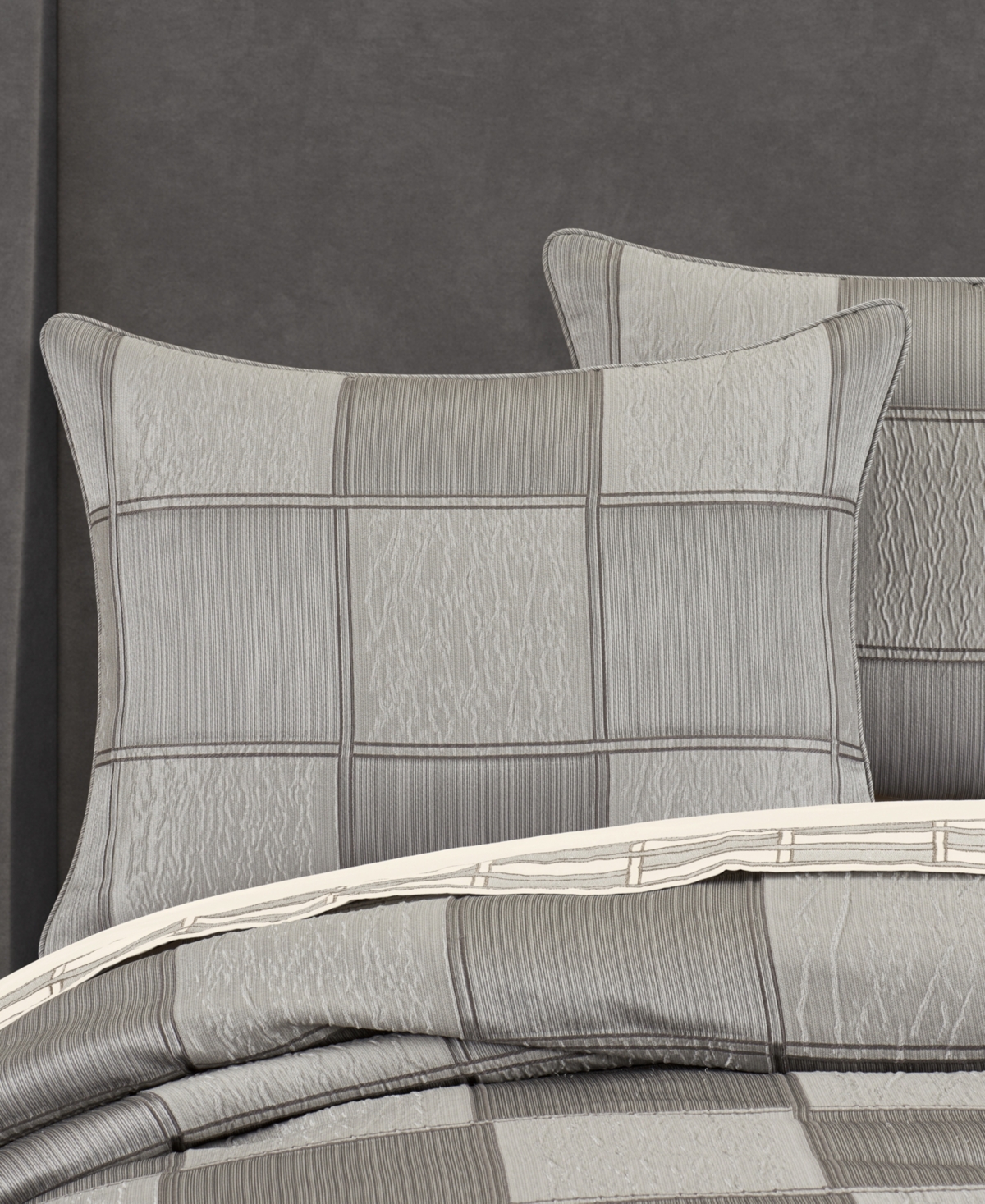 J Queen New York Brando 4 Piece Comforter Set, California King