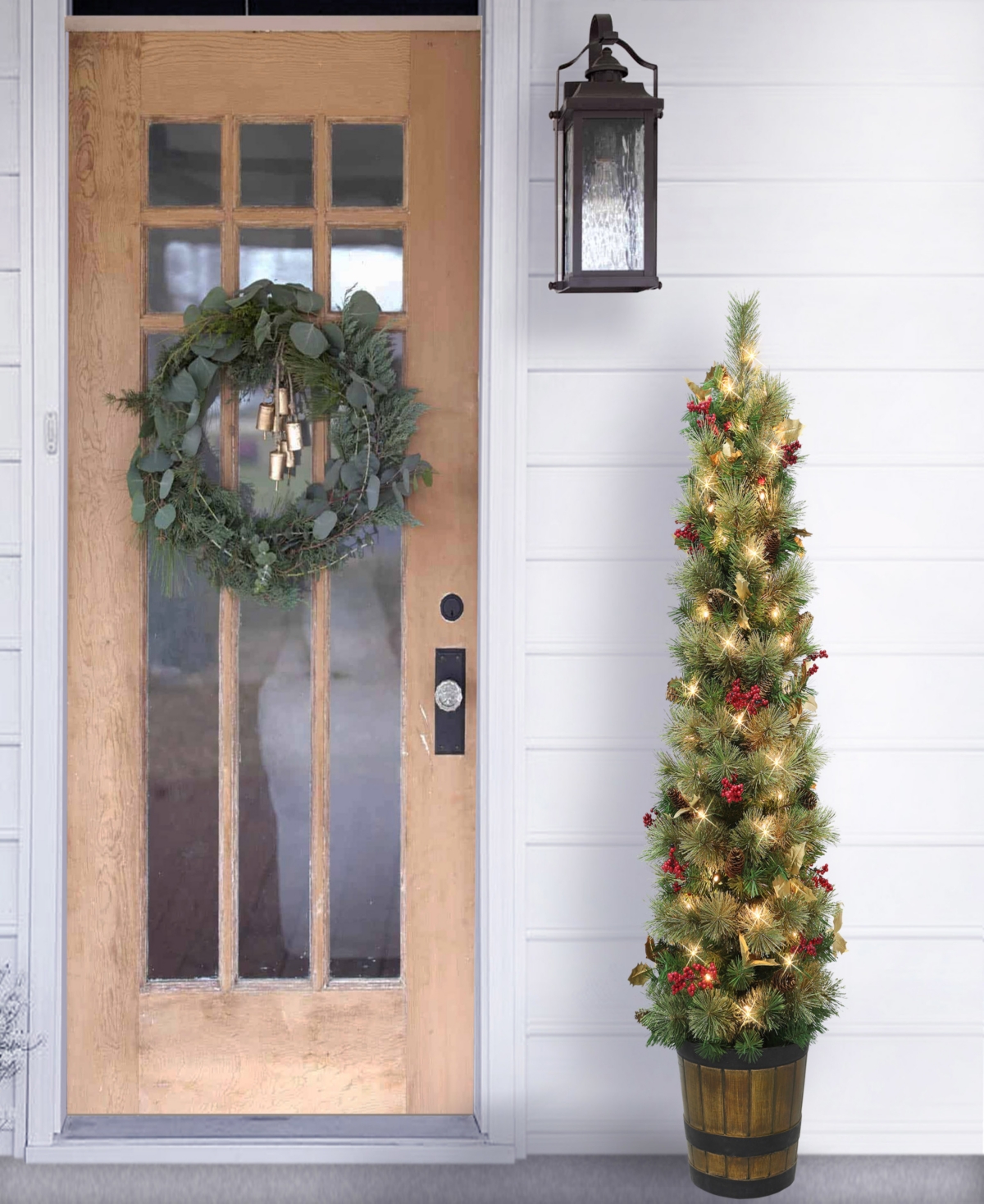 Puleo 5' Pre-lit Potted Glitter Artificial Tree In Gold