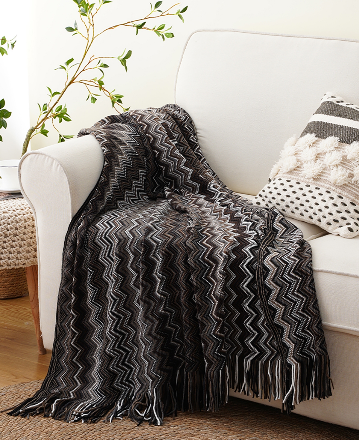 Battilo Lifestyle Colorful Chevron Bohemian Knit Throw, 50" X 60" In Black