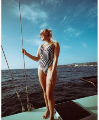 Women's Fall Line Onepiece Swim Suit