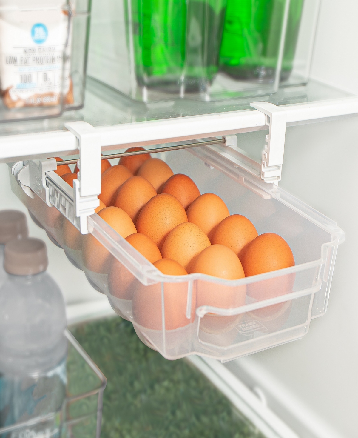 Smart Design Adjustable Pull Out 18 Egg Refrigerator Drawer In Clear