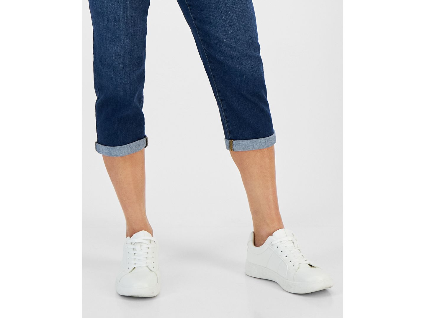 Женские джинсы Style & Co Petite Mid-Rise Curvy Roll-Cuff Capri, цвет: Синий — фото 6