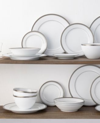 Charlotta Platinum 30-Piece Dinnerware Set, Service For 6
