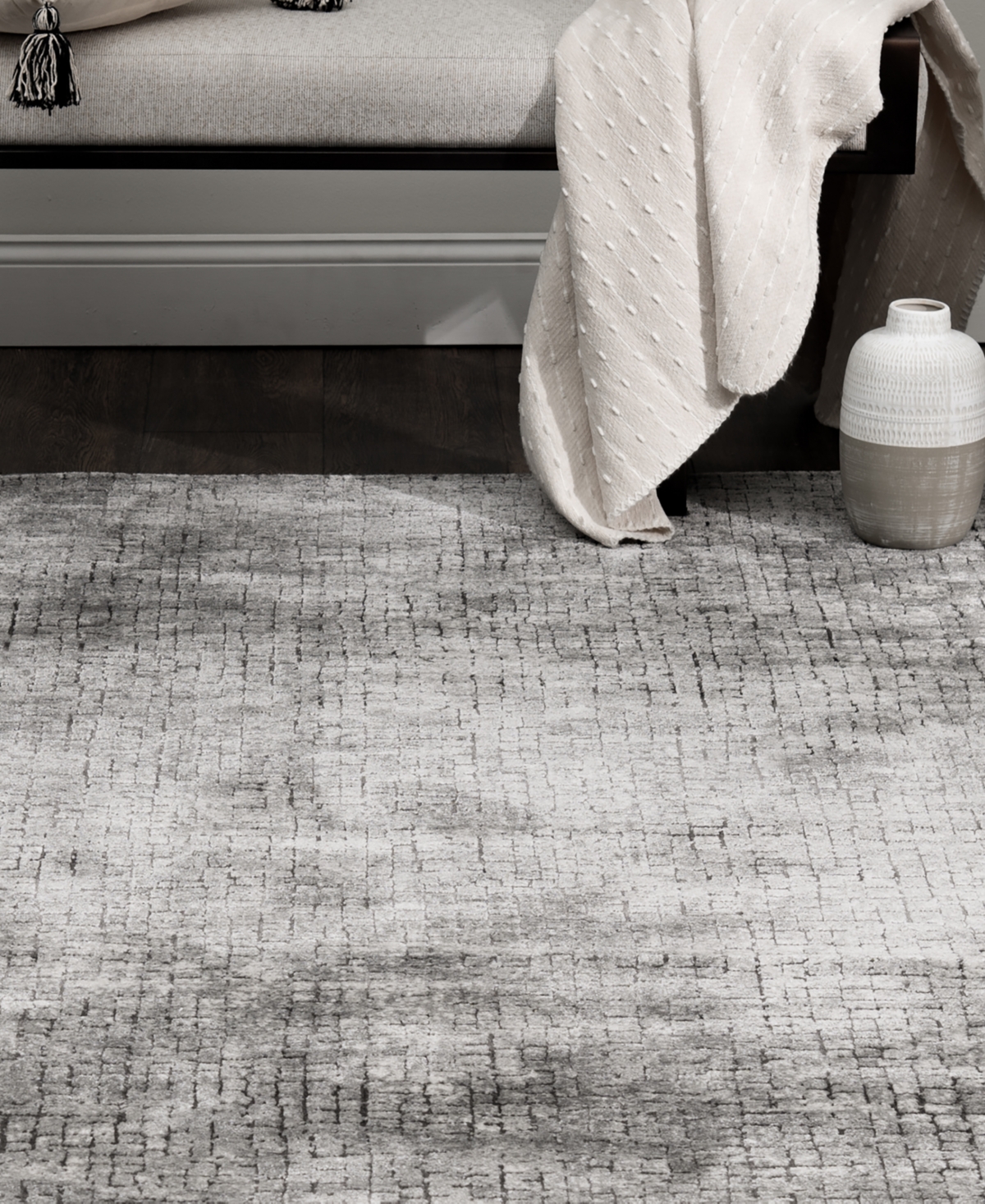 Km Home Waterside Drift Area Rug - Beige