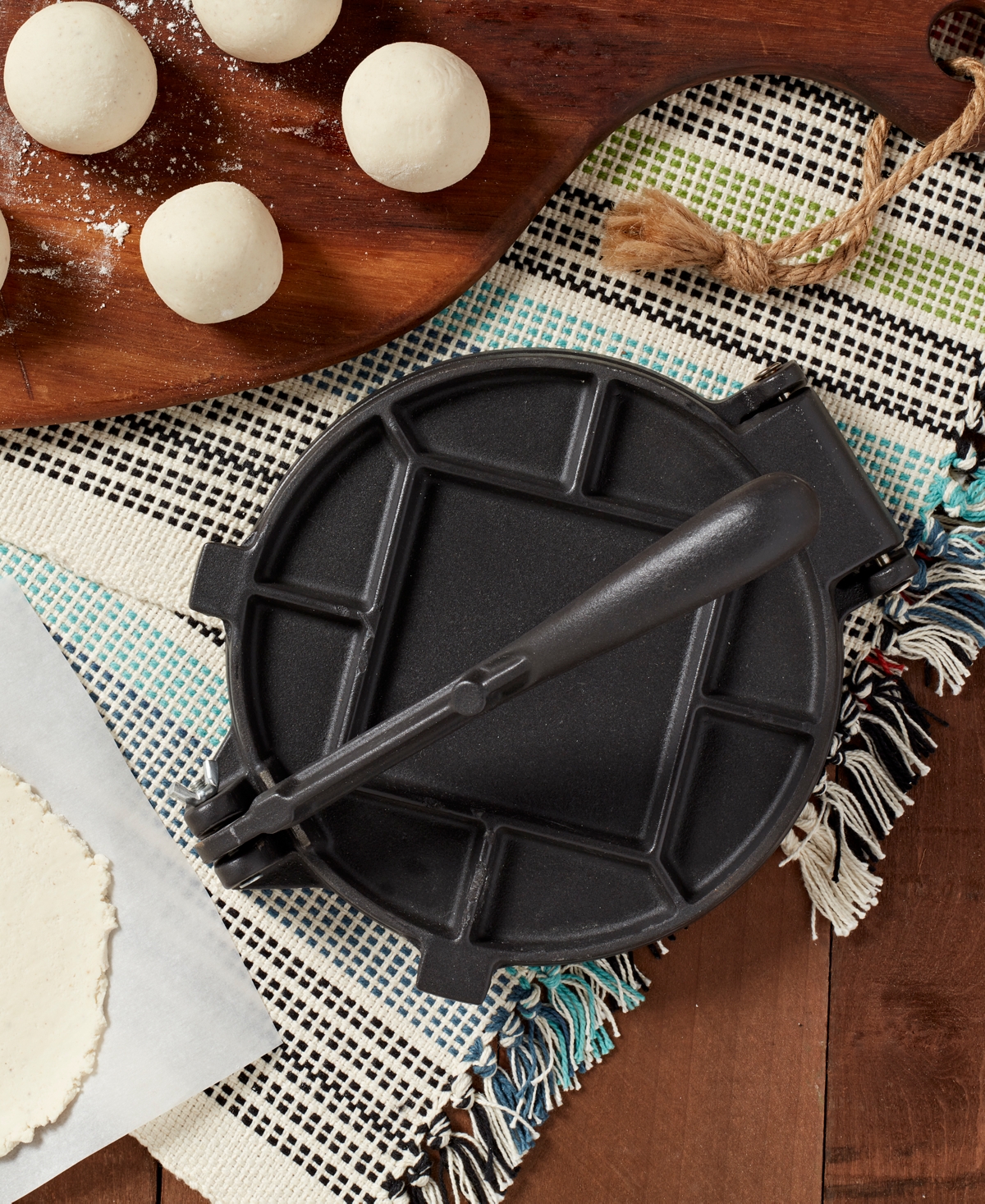 INFUSE LATIN CAST IRON 7.25" TORTILLA PRESS 