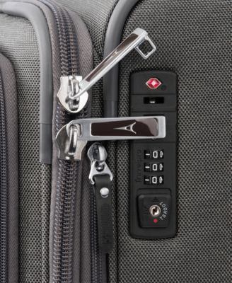 Platinum Elite 28" Check-in Spinner