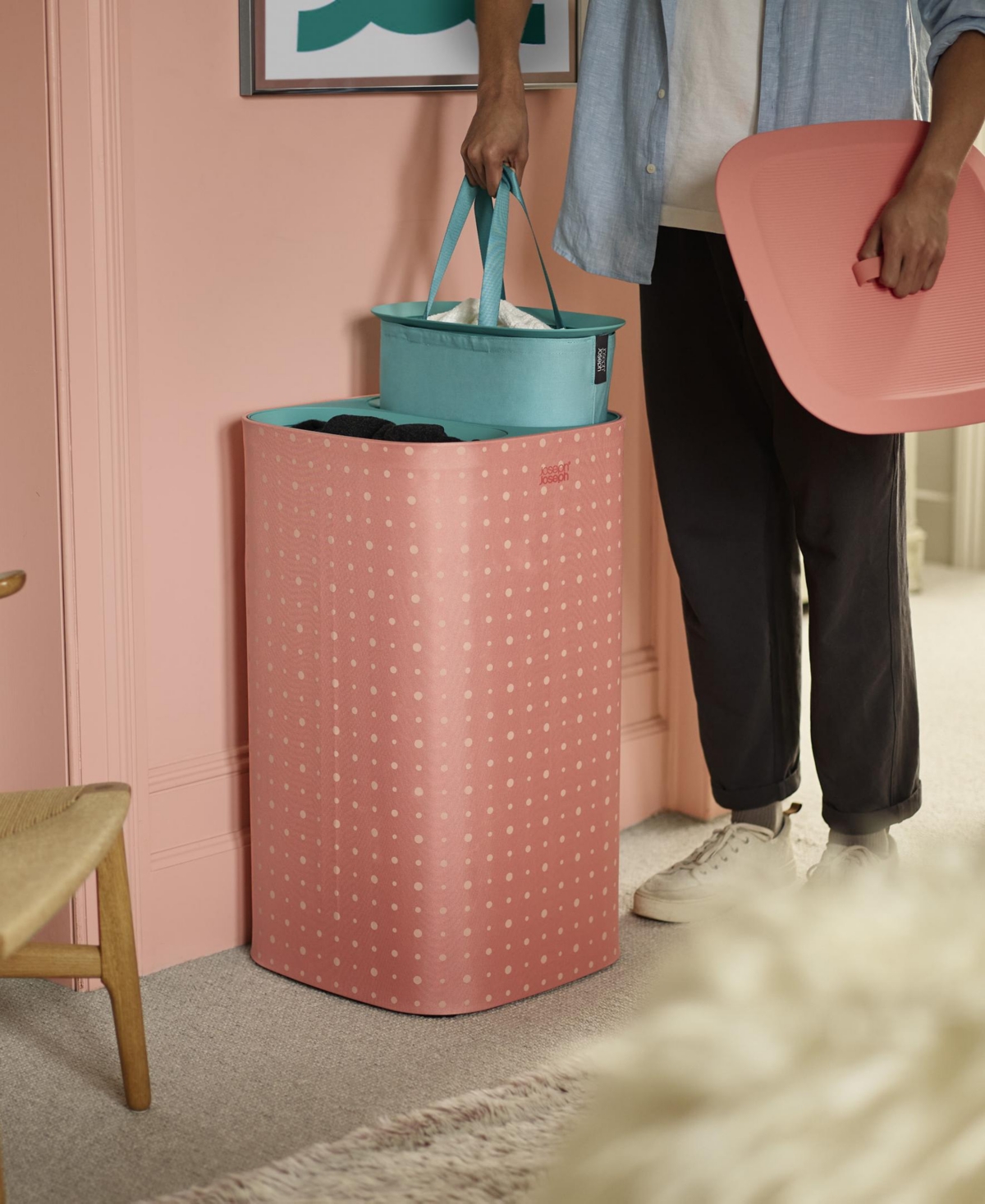 JOSEPH JOSEPH TOTA POP 60-LITRE LAUNDRY SEPARATION BASKET 